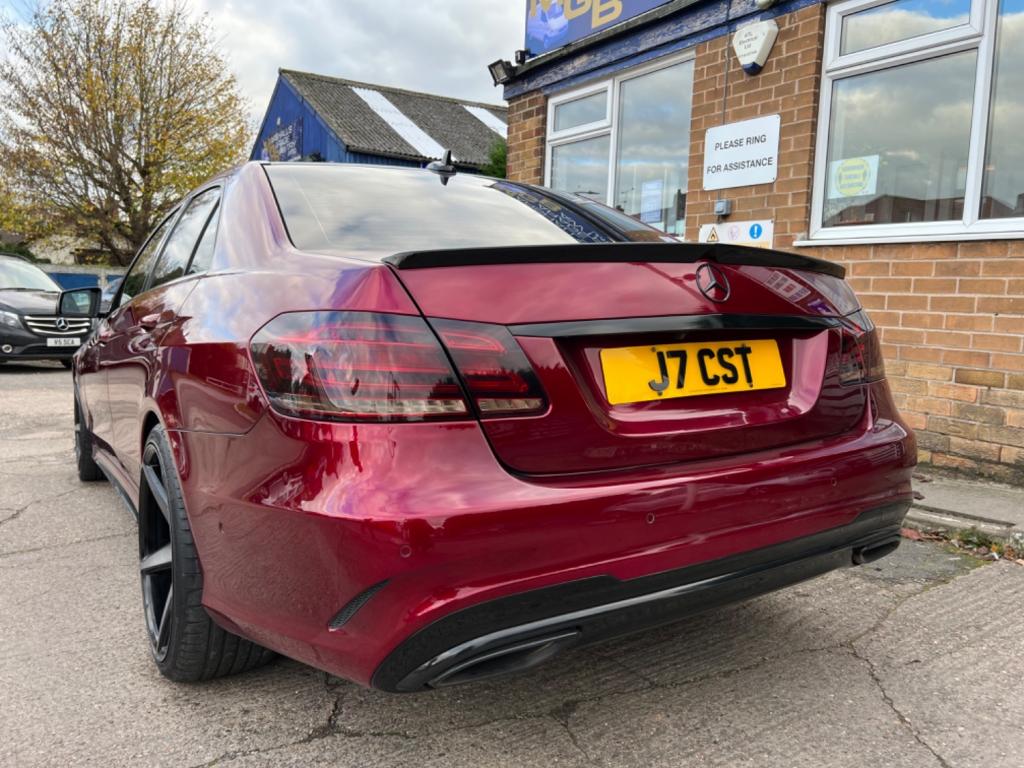 MERCEDES-BENZ E CLASS