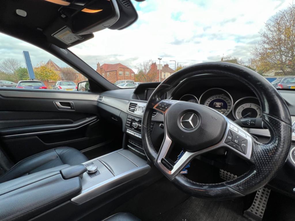 MERCEDES-BENZ E CLASS