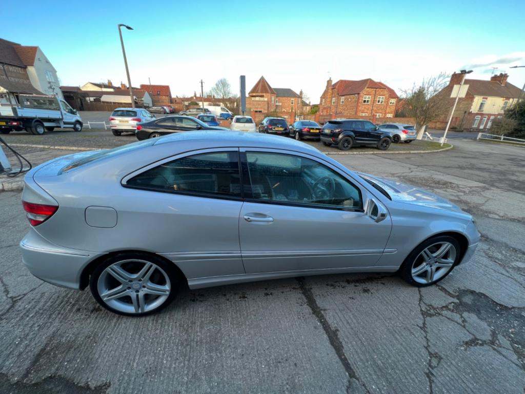 MERCEDES-BENZ CLC CLASS