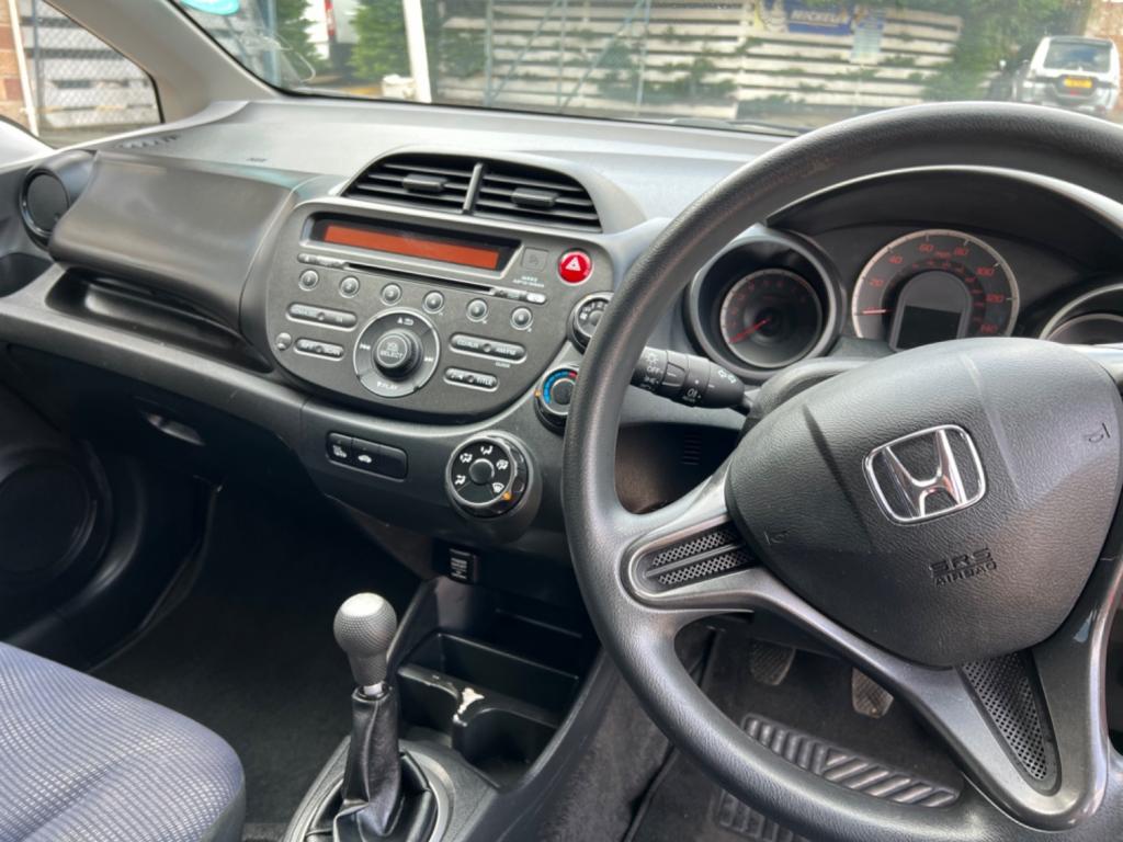 HONDA JAZZ