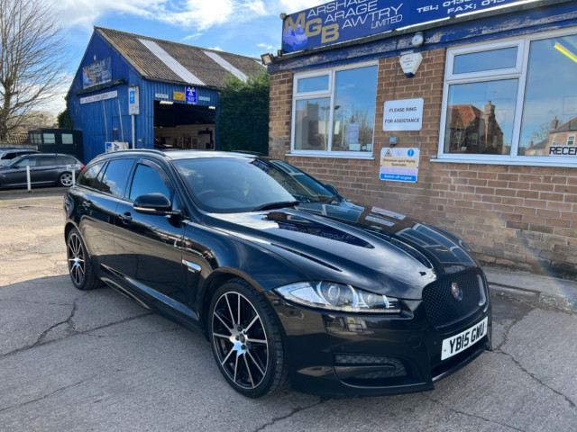 JAGUAR XF D R-SPORT BLACK SPORTBRAKE