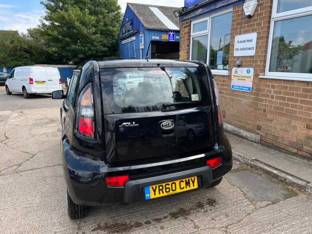 KIA SOUL
