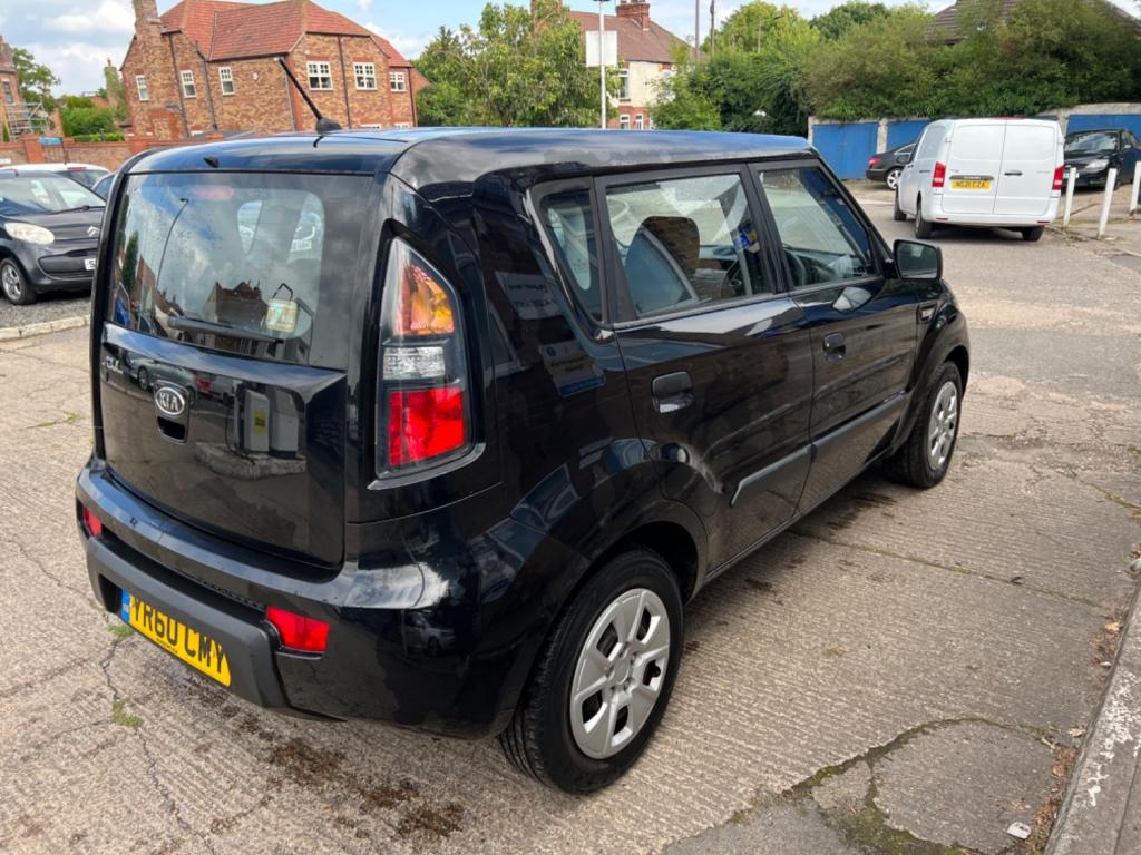 KIA SOUL
