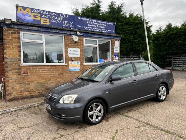 TOYOTA AVENSIS D-4D T SPIRIT