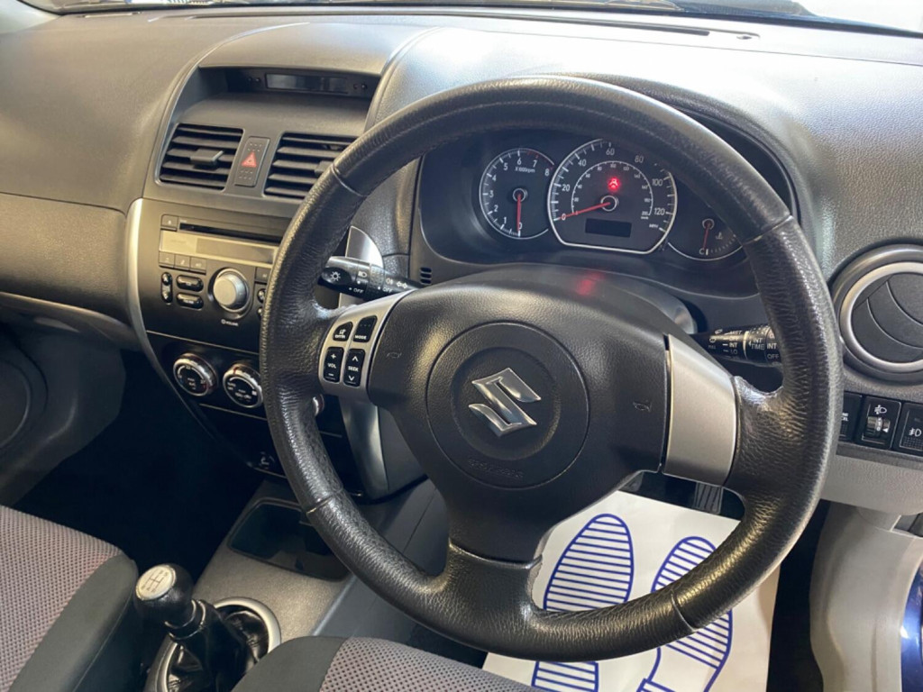 SUZUKI SX4