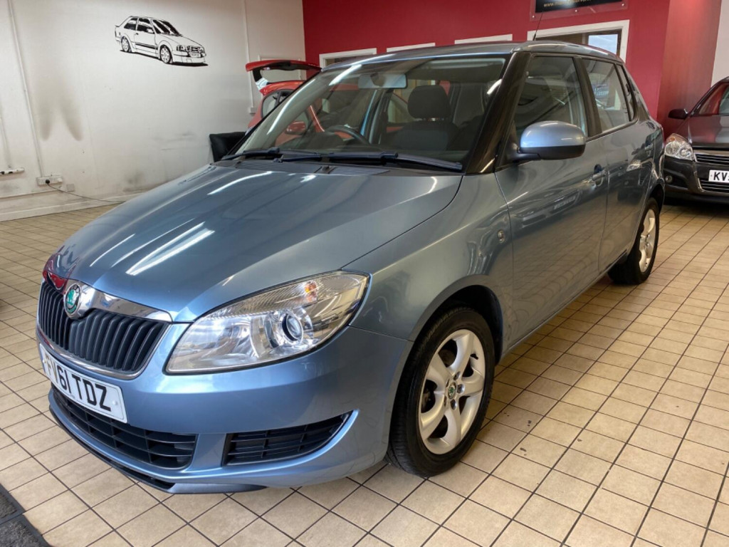 View SKODA FABIA 1.2 TSI SE