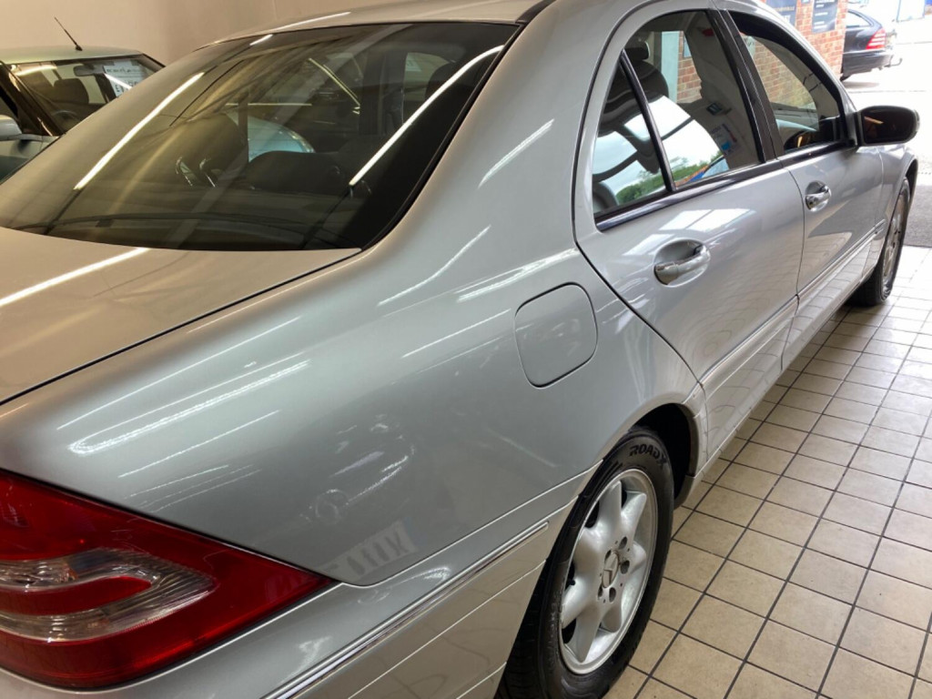 MERCEDES-BENZ C CLASS