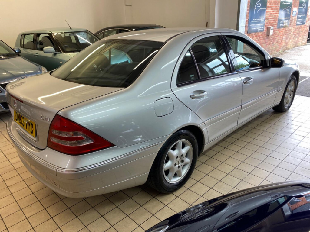 MERCEDES-BENZ C CLASS