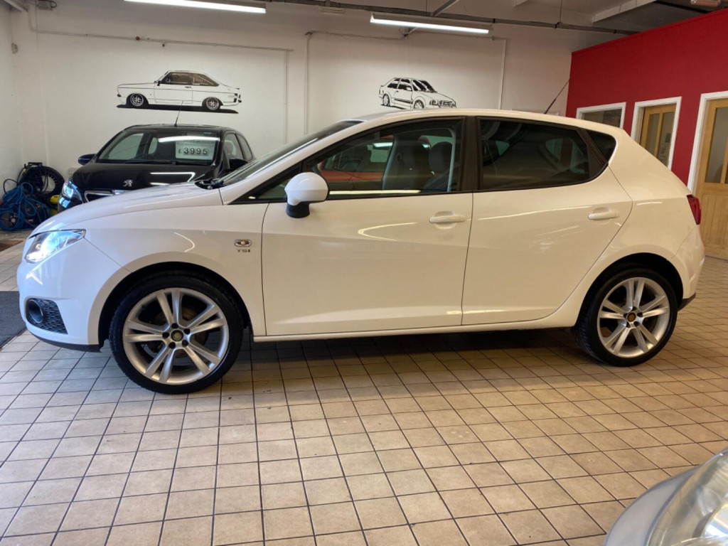 SEAT IBIZA