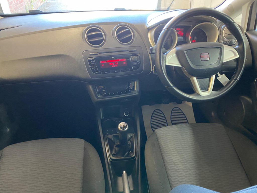 SEAT IBIZA