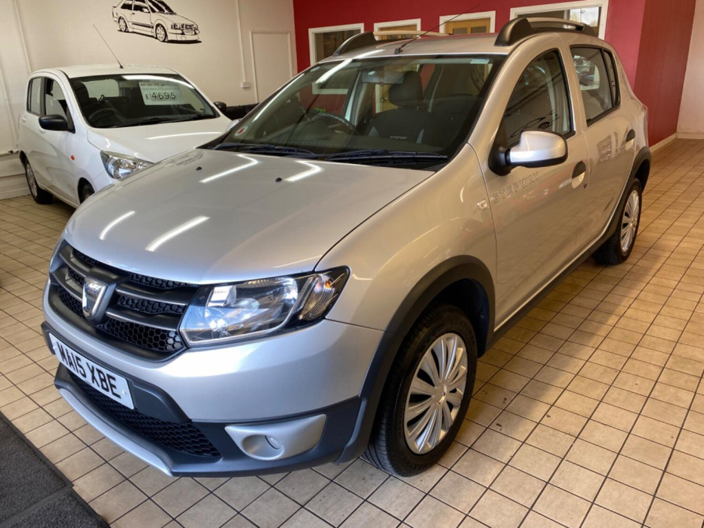 View DACIA SANDERO STEPWAY 0.9 Stepway Laureate TCe 90