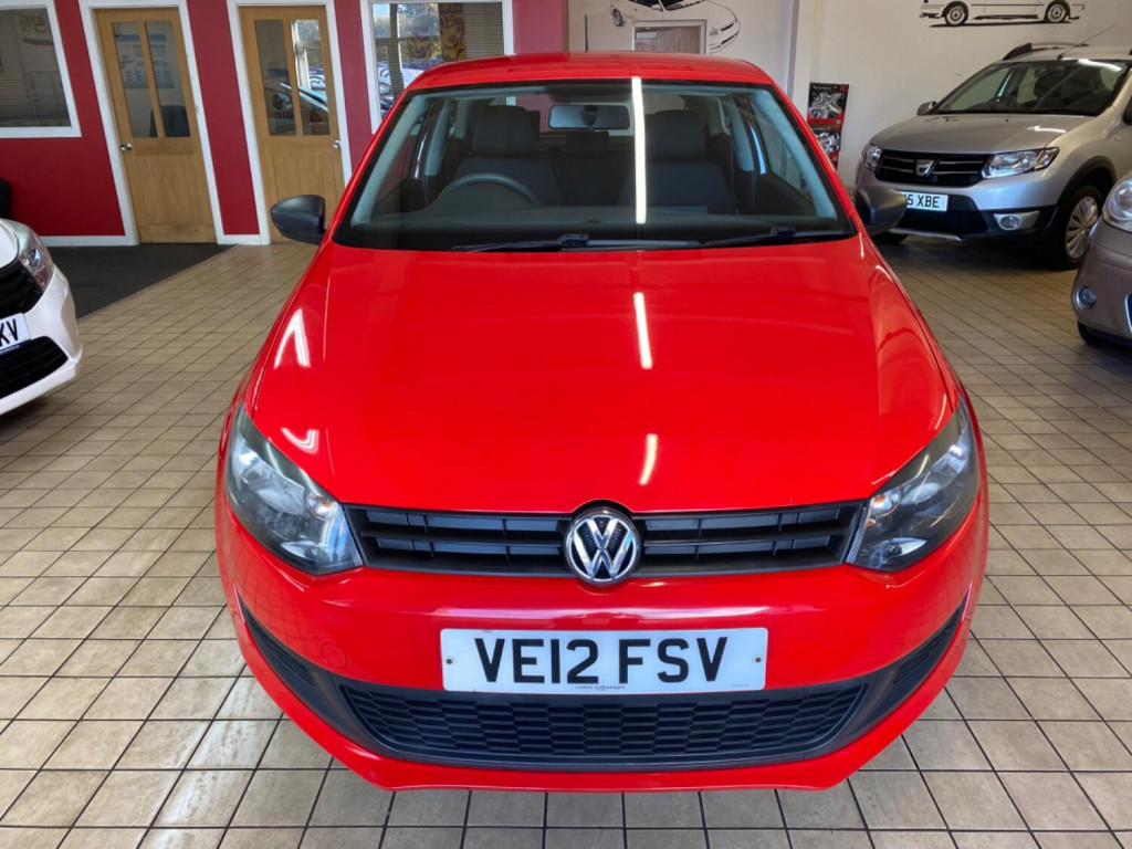 VOLKSWAGEN POLO