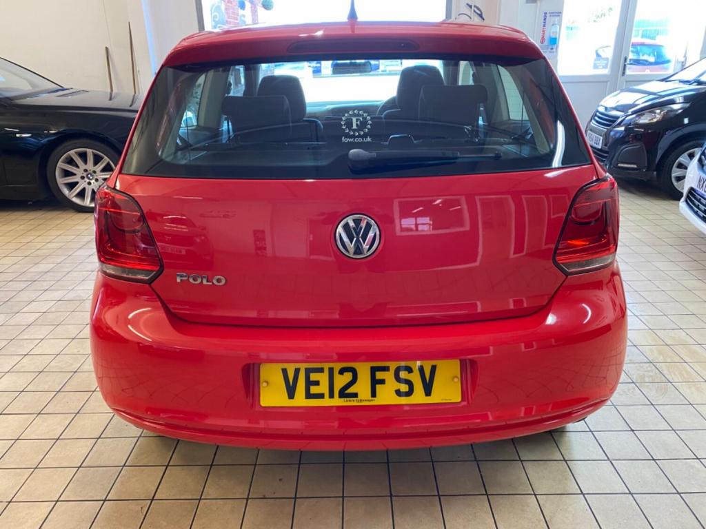 VOLKSWAGEN POLO