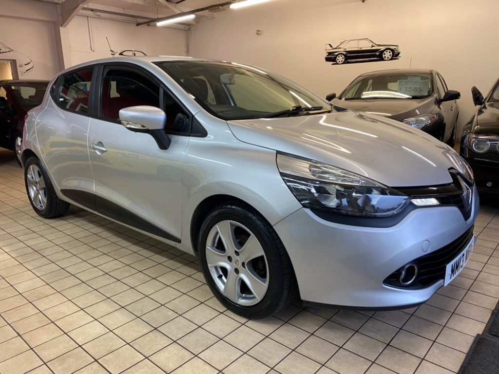 View RENAULT CLIO 1.2 16V Expression +