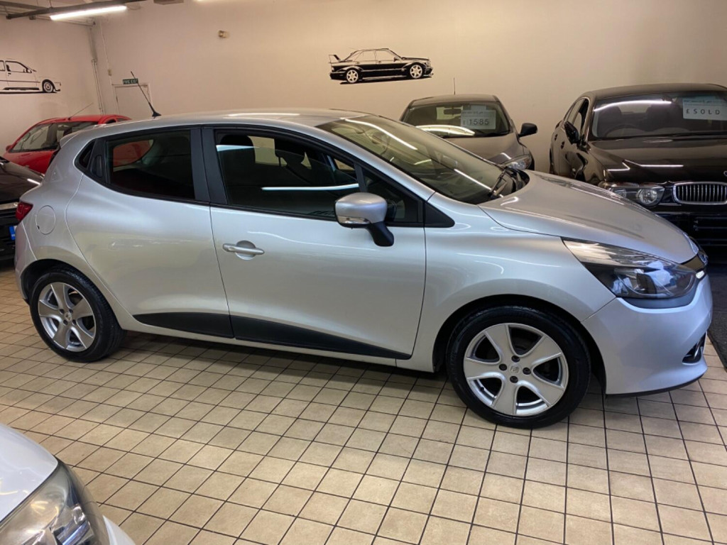 RENAULT CLIO