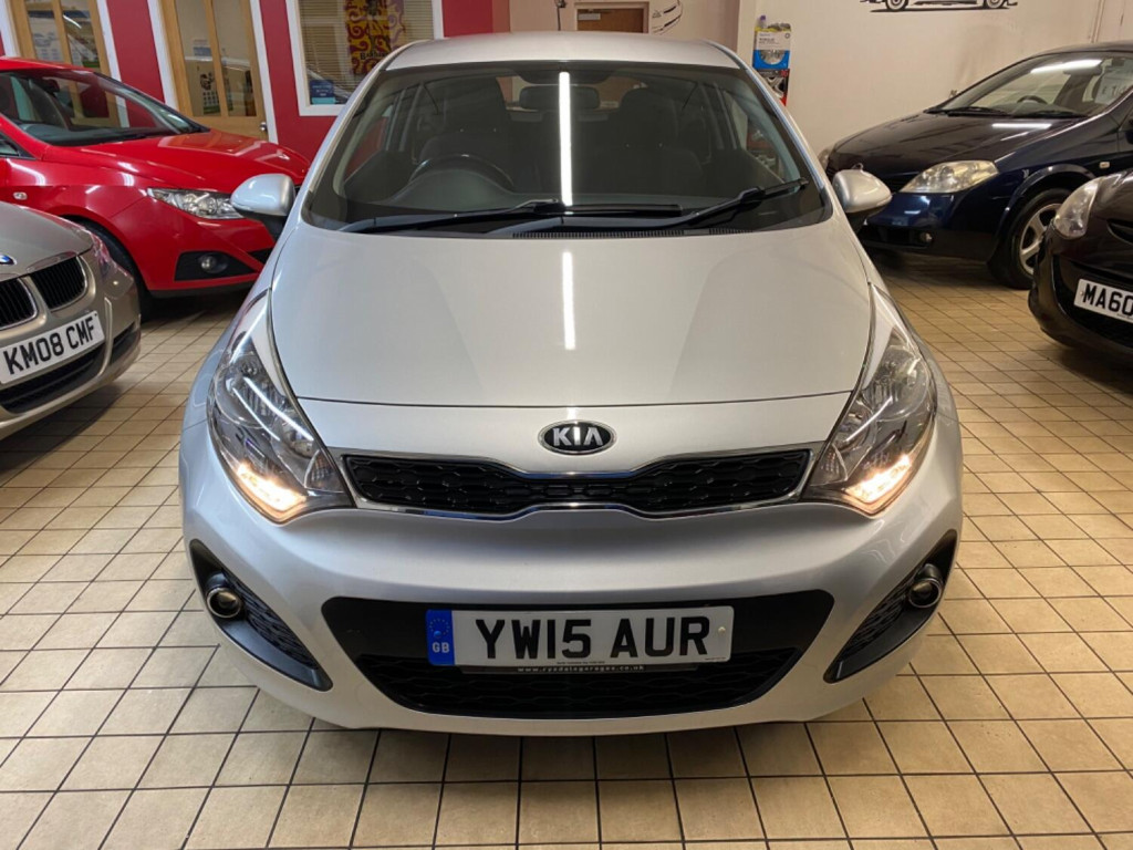 View KIA RIO 1.3 2