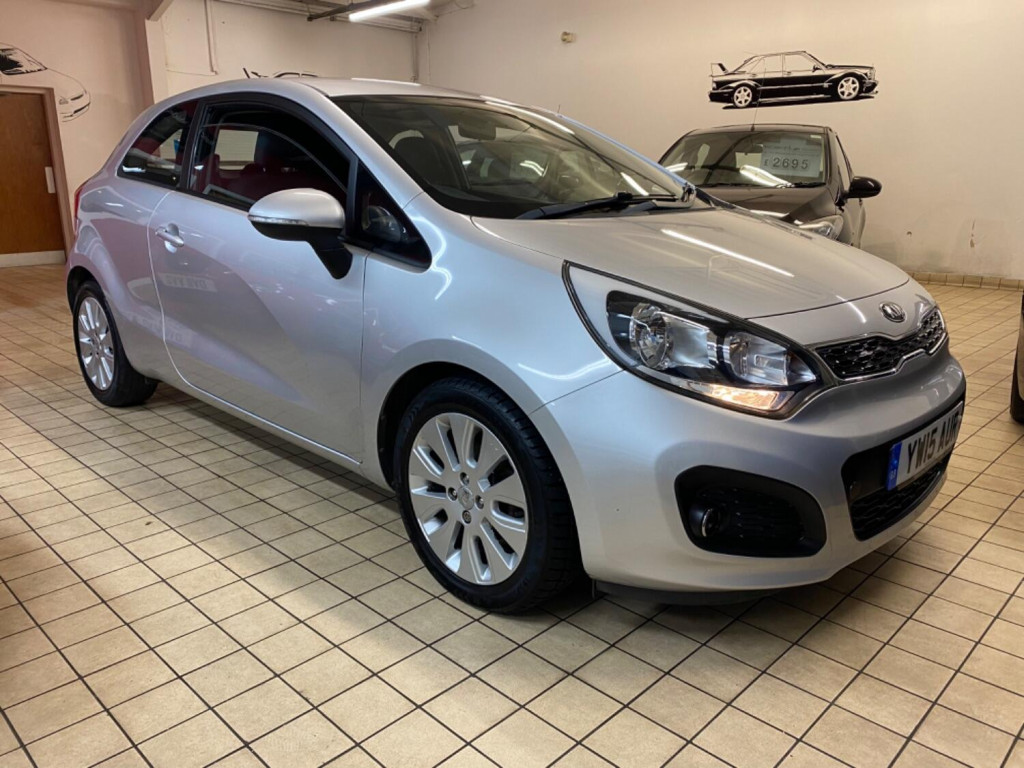 View KIA RIO 1.3 2