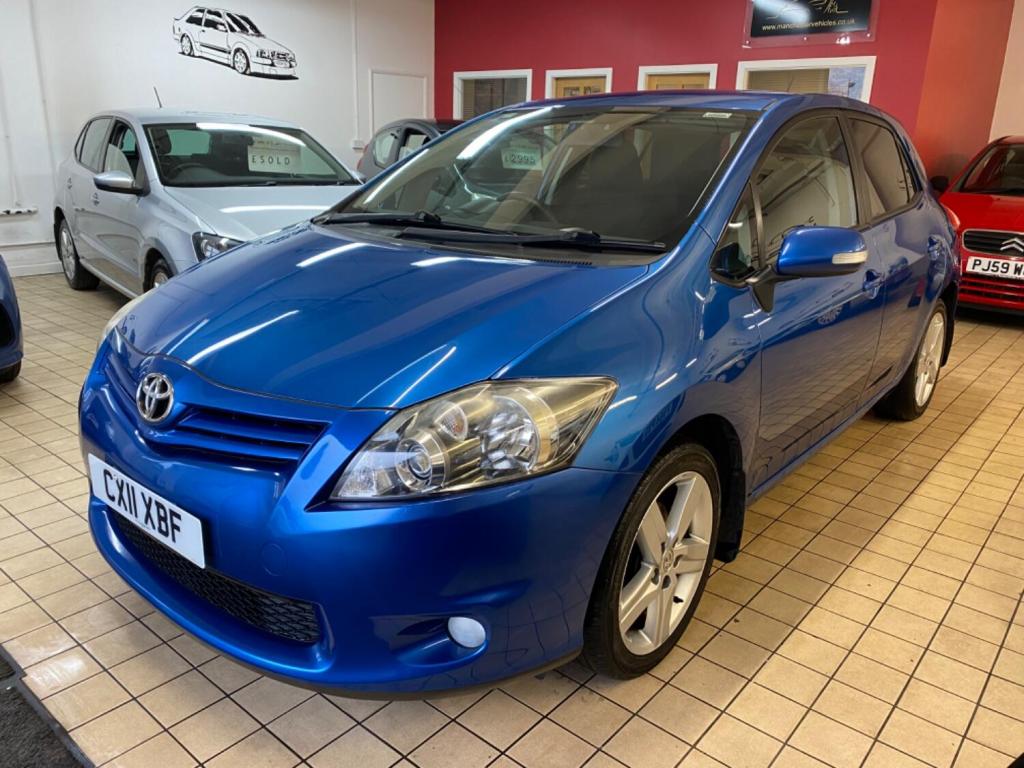 View TOYOTA AURIS 1.6 V-Matic SR