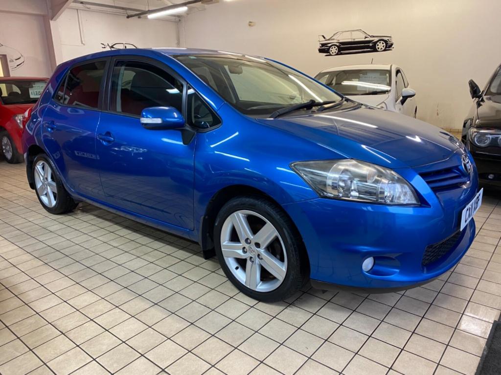 View TOYOTA AURIS 1.6 V-Matic SR