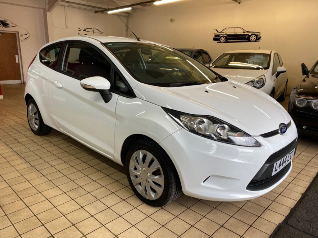 View FORD FIESTA 1.3 Edge