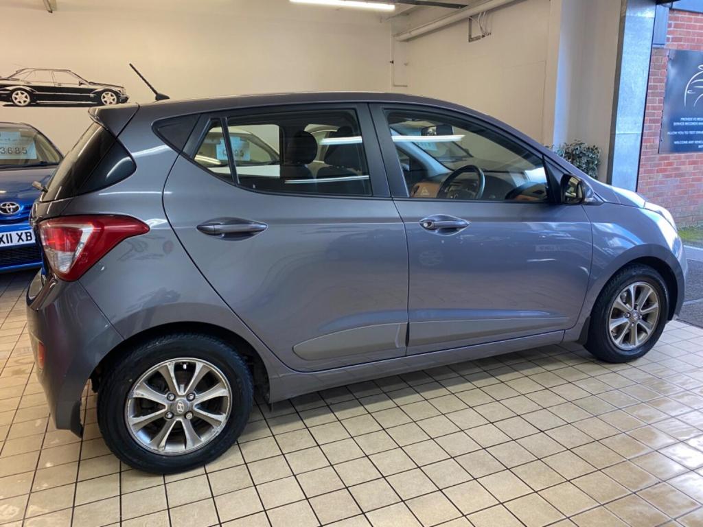 HYUNDAI I10