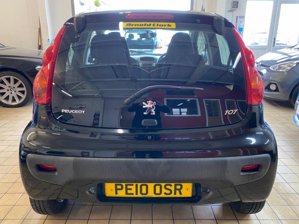PEUGEOT 107