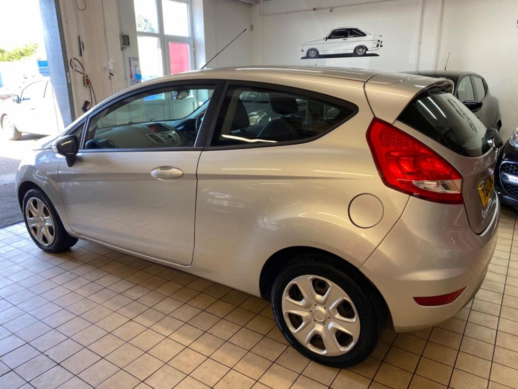 FORD FIESTA