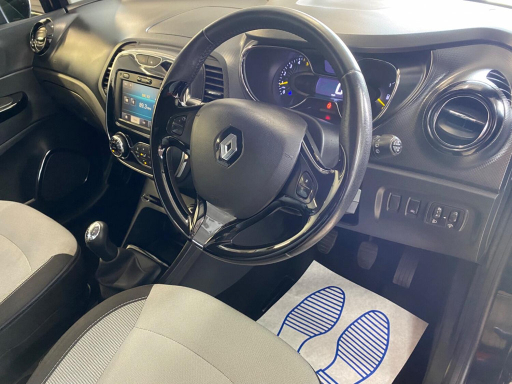 RENAULT CAPTUR
