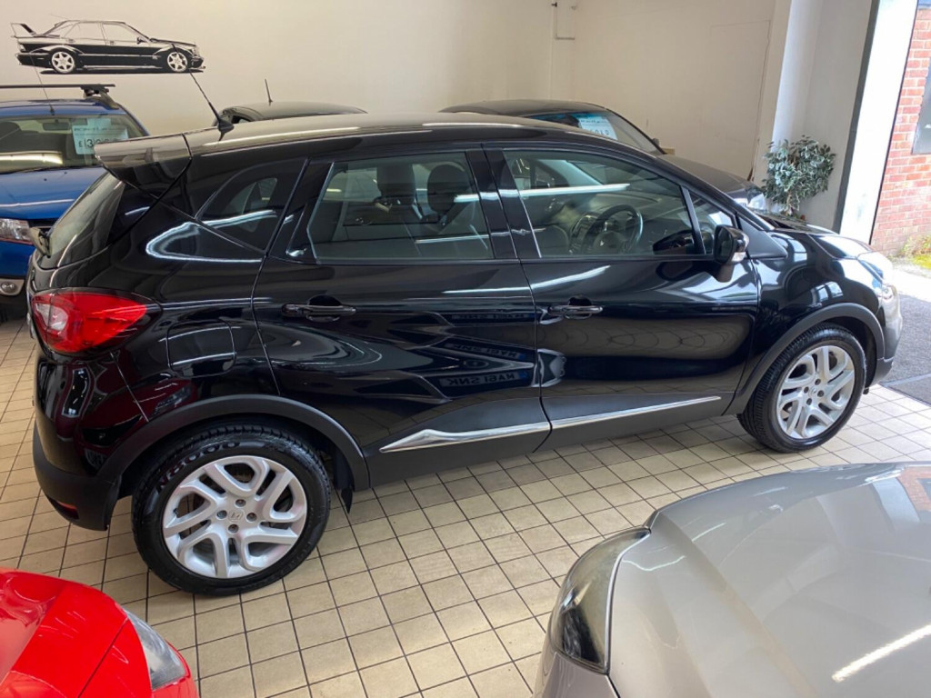 RENAULT CAPTUR