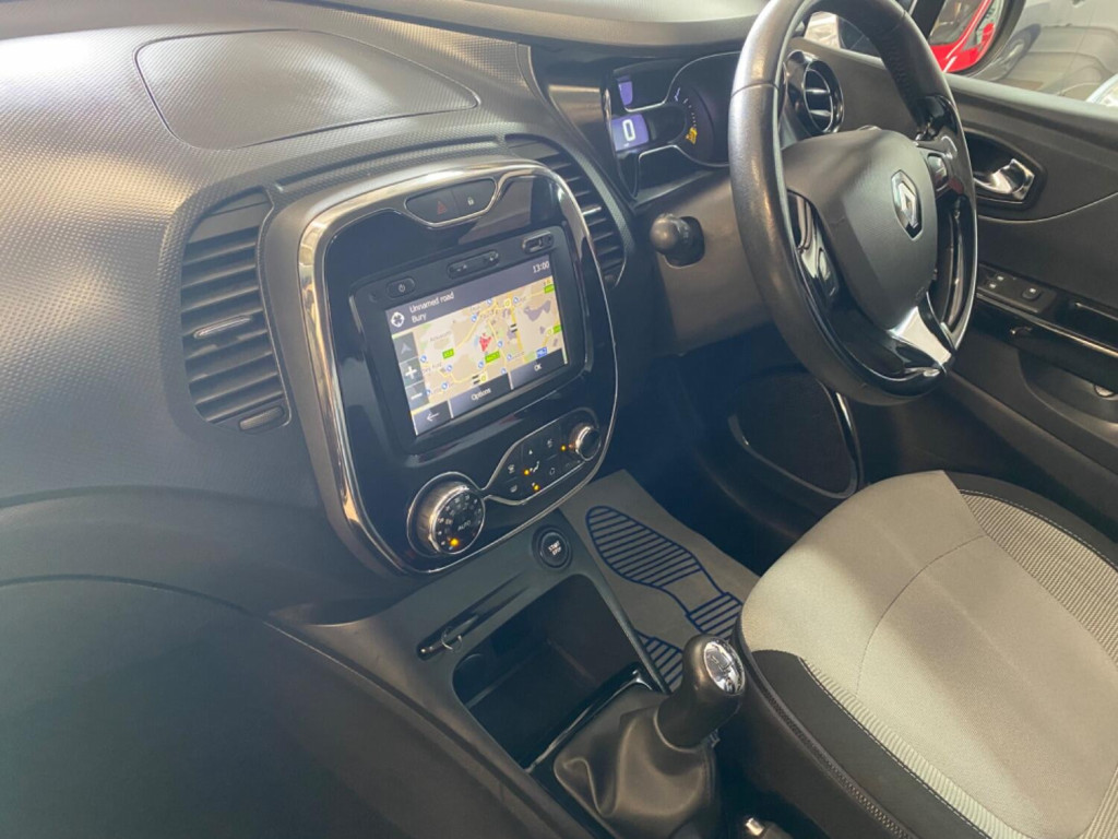 RENAULT CAPTUR