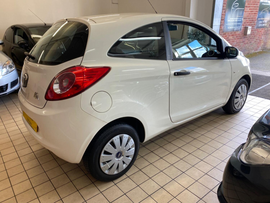 FORD KA