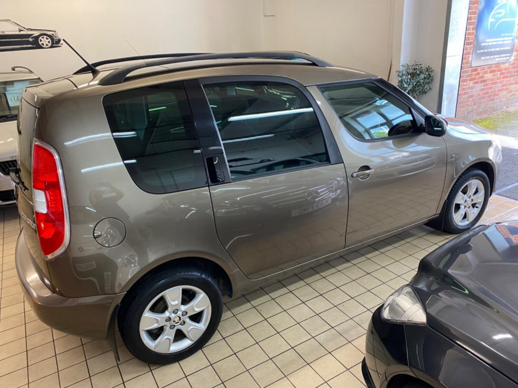 SKODA ROOMSTER
