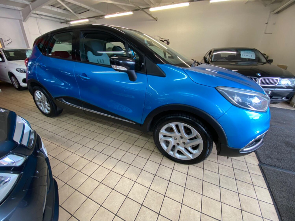 RENAULT CAPTUR