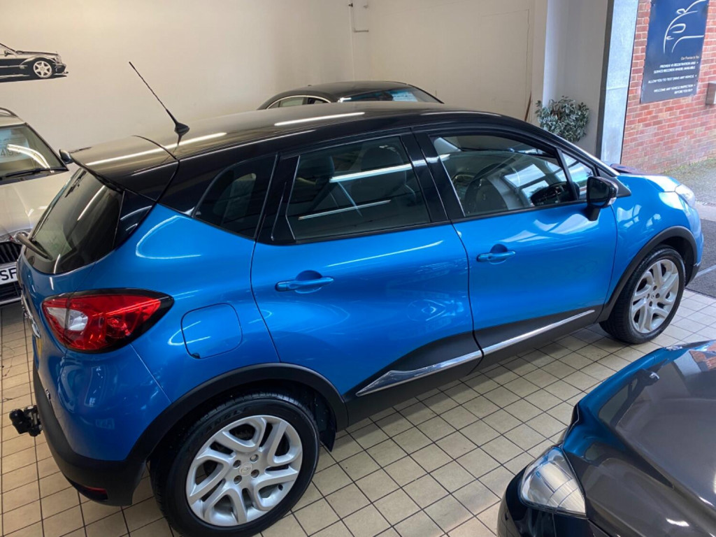 RENAULT CAPTUR