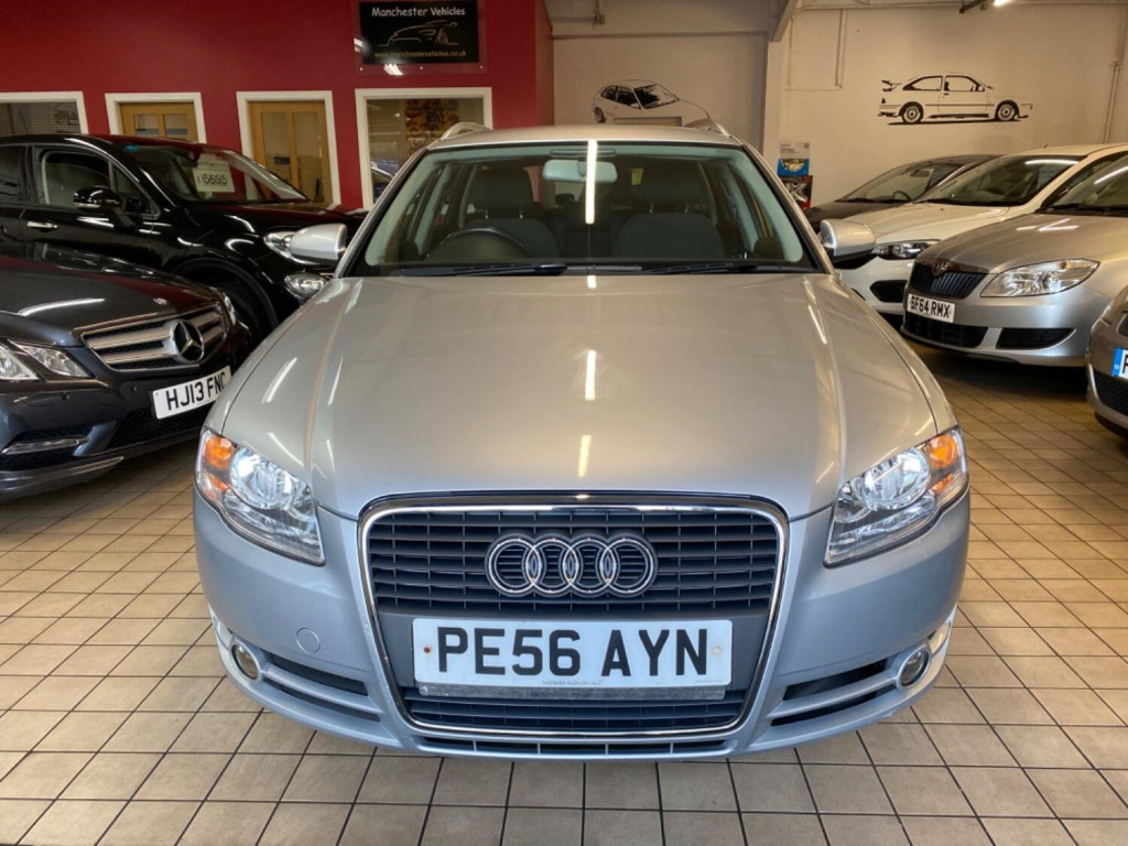 View AUDI A4 AVANT 2.0 TDI SE