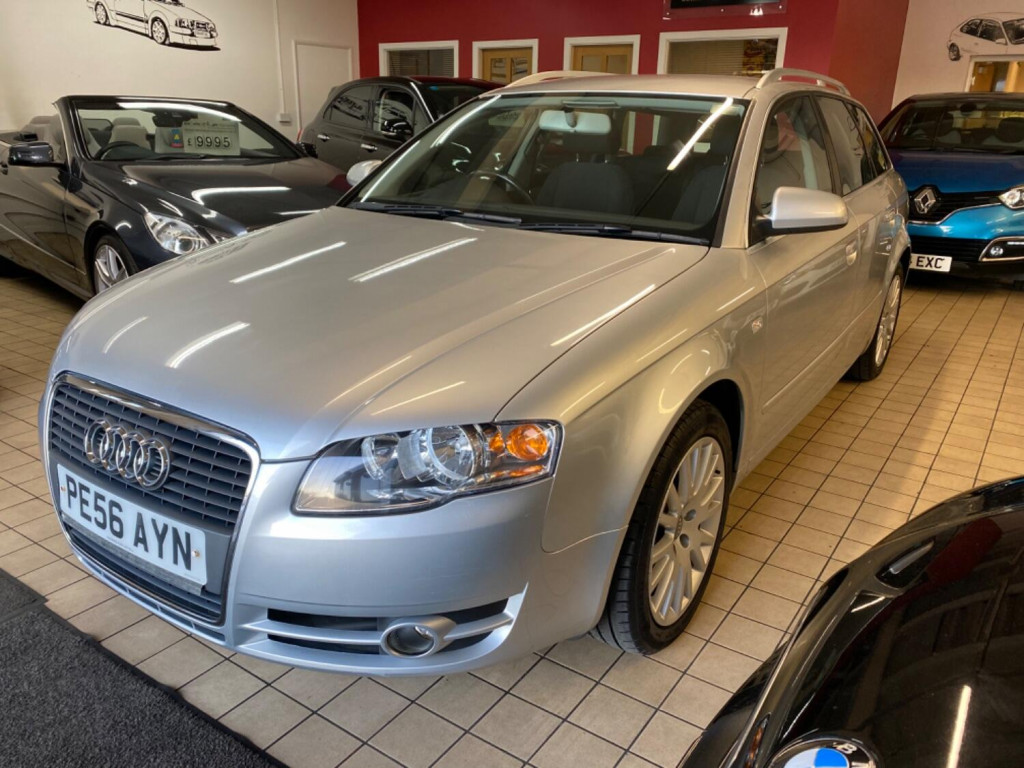 View AUDI A4 AVANT 2.0 TDI SE