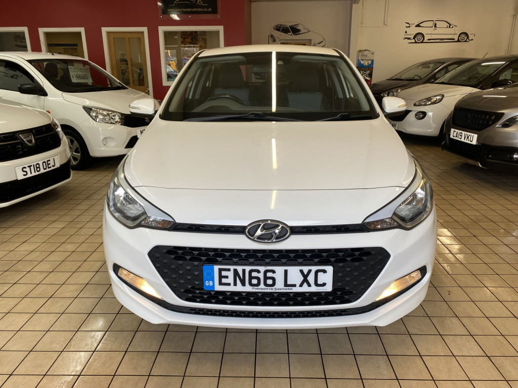 View HYUNDAI I20 1.2 I20 SE 1.2 84PS MY16