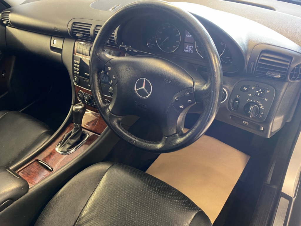 MERCEDES-BENZ C CLASS