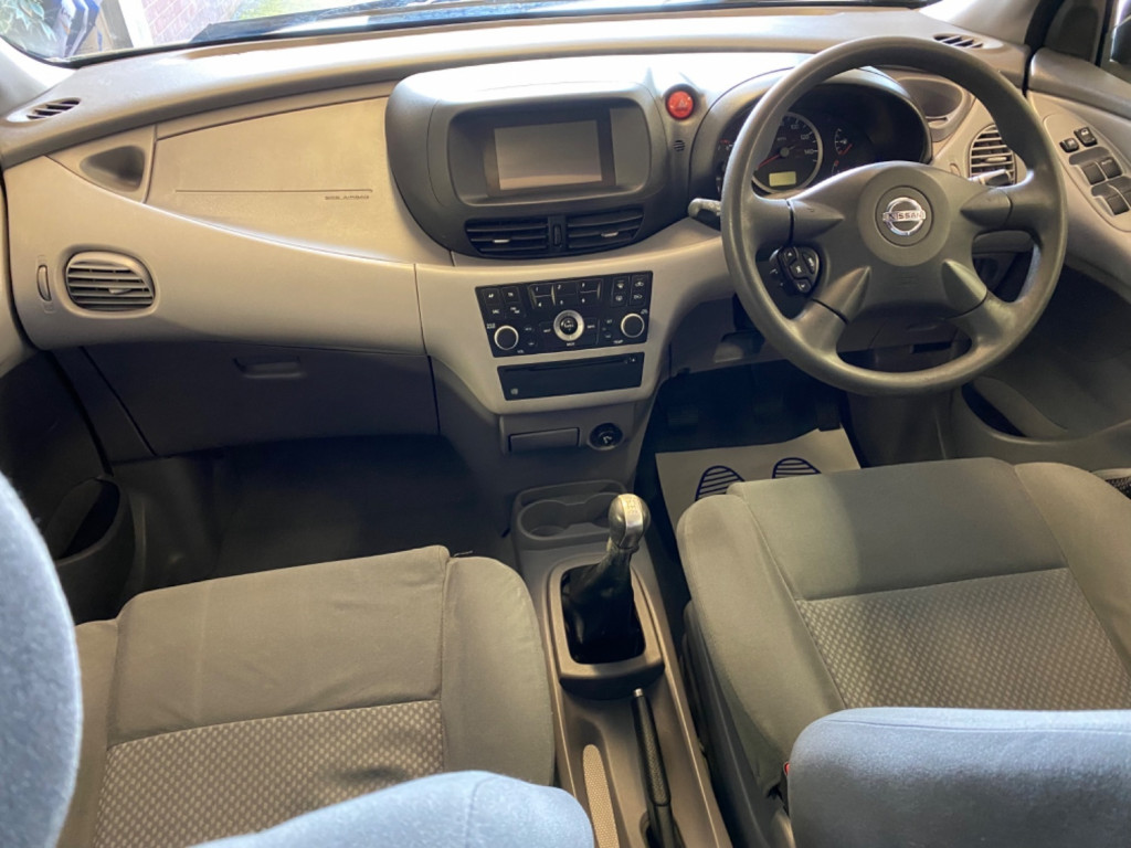 NISSAN ALMERA
