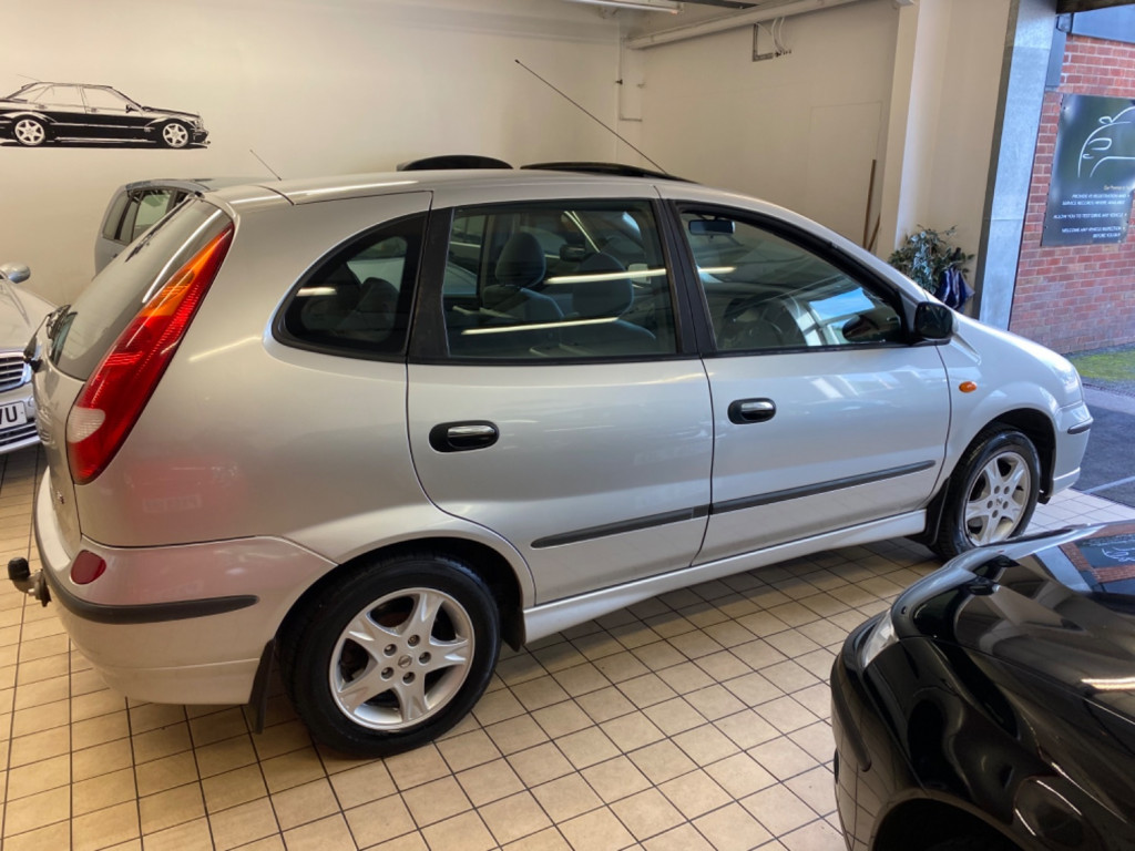 NISSAN ALMERA