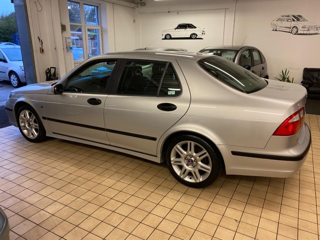 SAAB 9-5