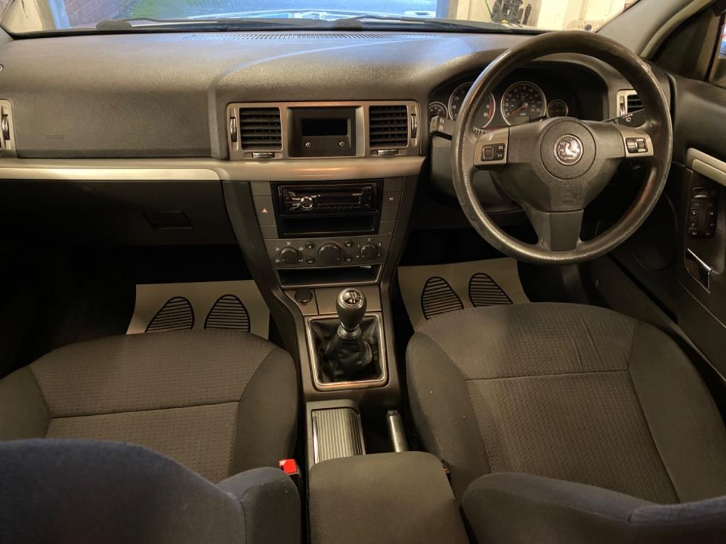 VAUXHALL VECTRA