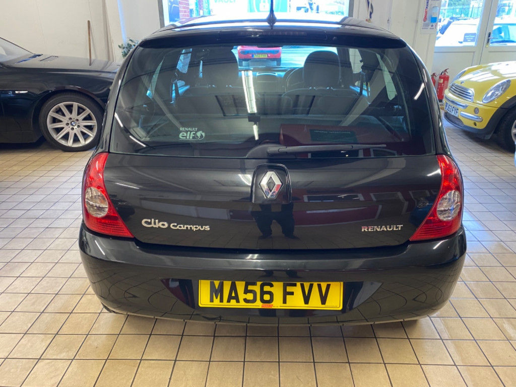 RENAULT CLIO