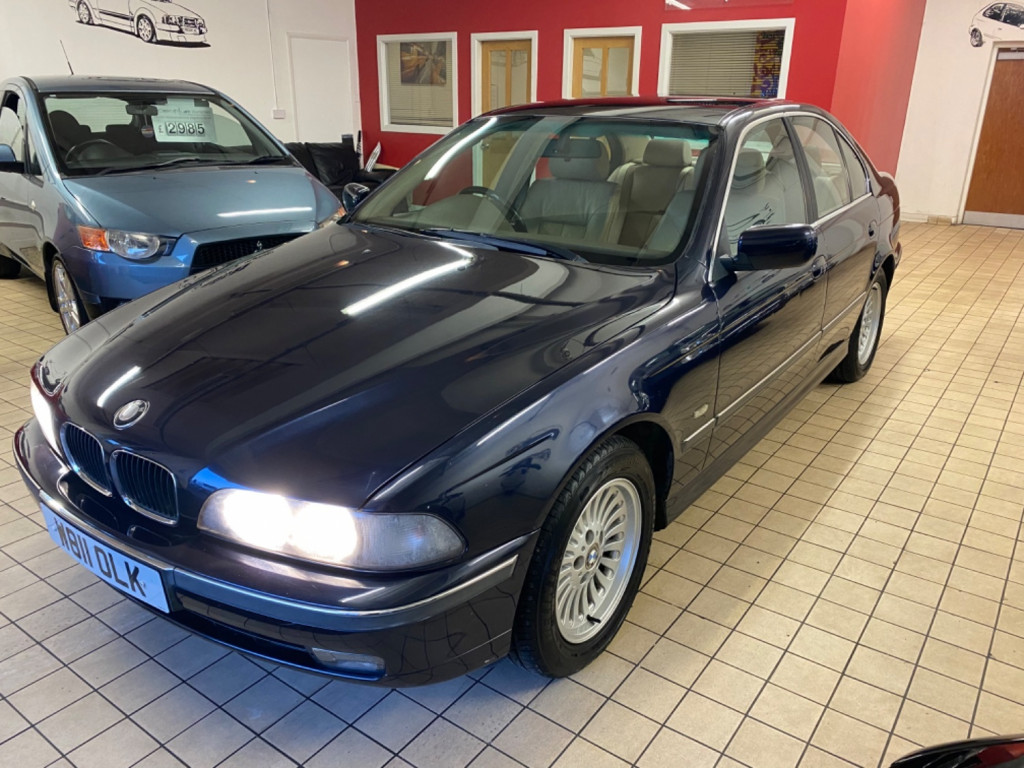 View BMW 5 SERIES 523I SE