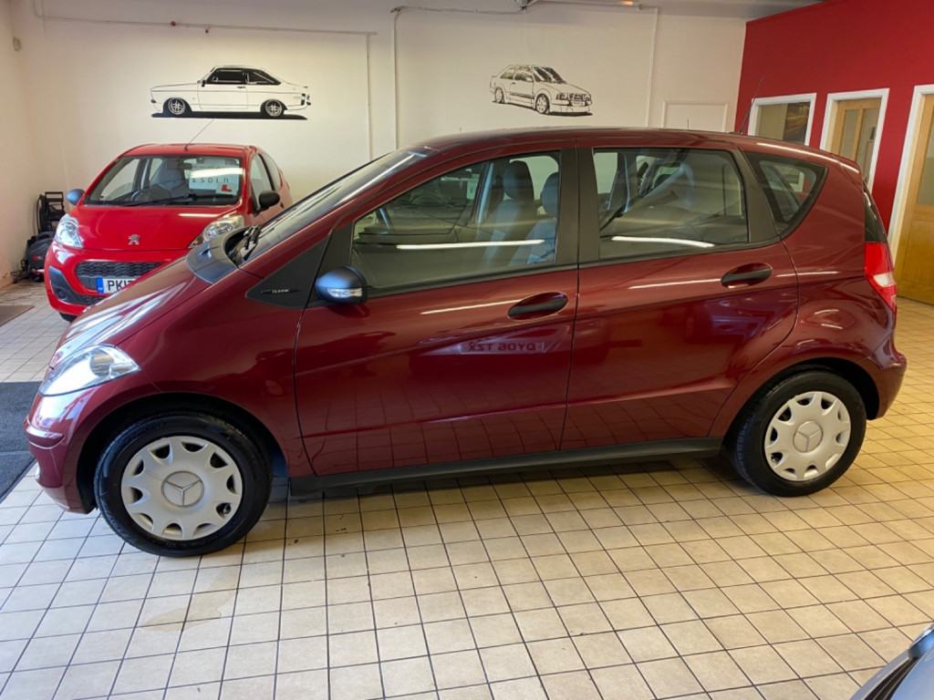 MERCEDES-BENZ A CLASS