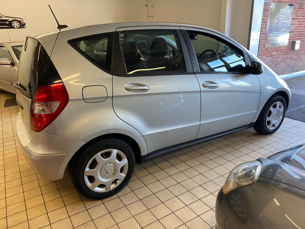 MERCEDES-BENZ A CLASS