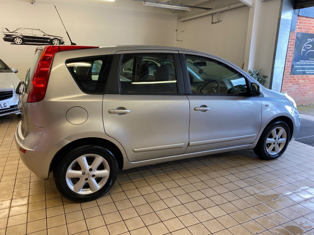 NISSAN NOTE