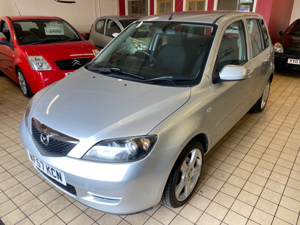 View MAZDA MAZDA2 CAPELLA