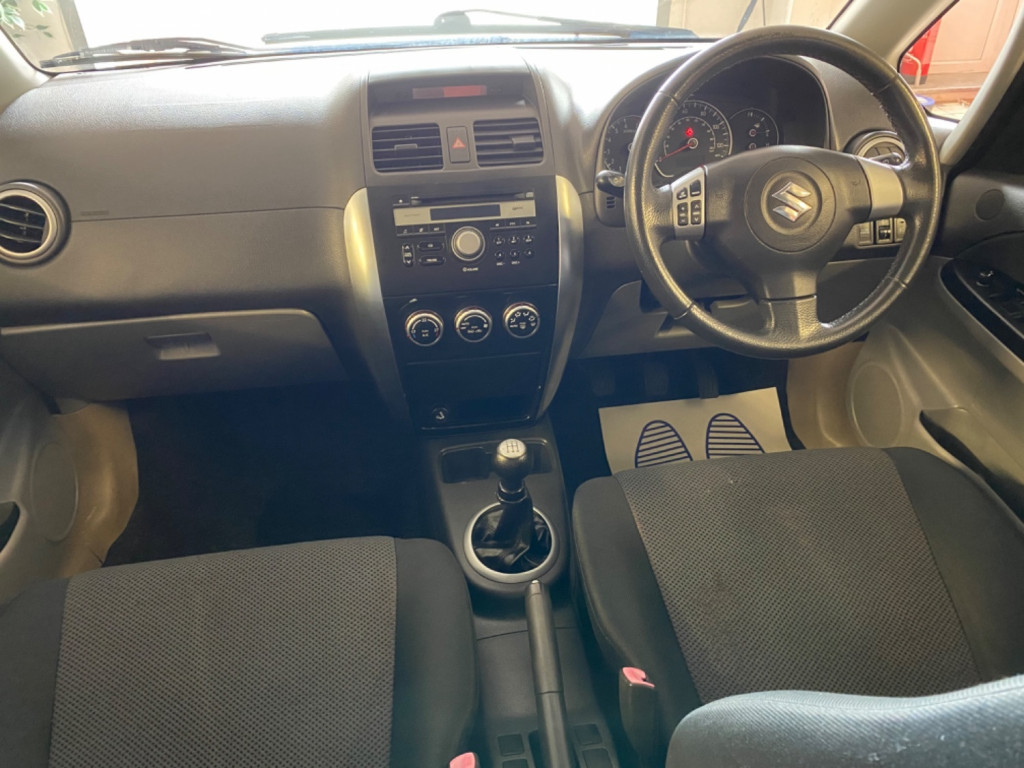 SUZUKI SX4