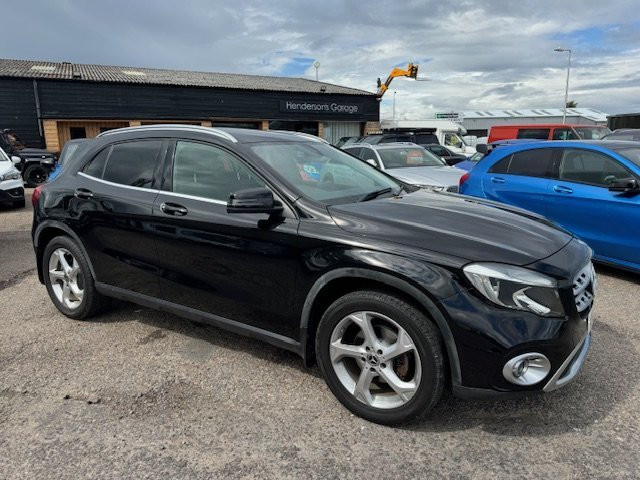 MERCEDES-BENZ GLA CLASS